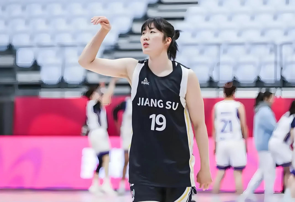 练陈晓佳从, Pg, 禹彤因肩部